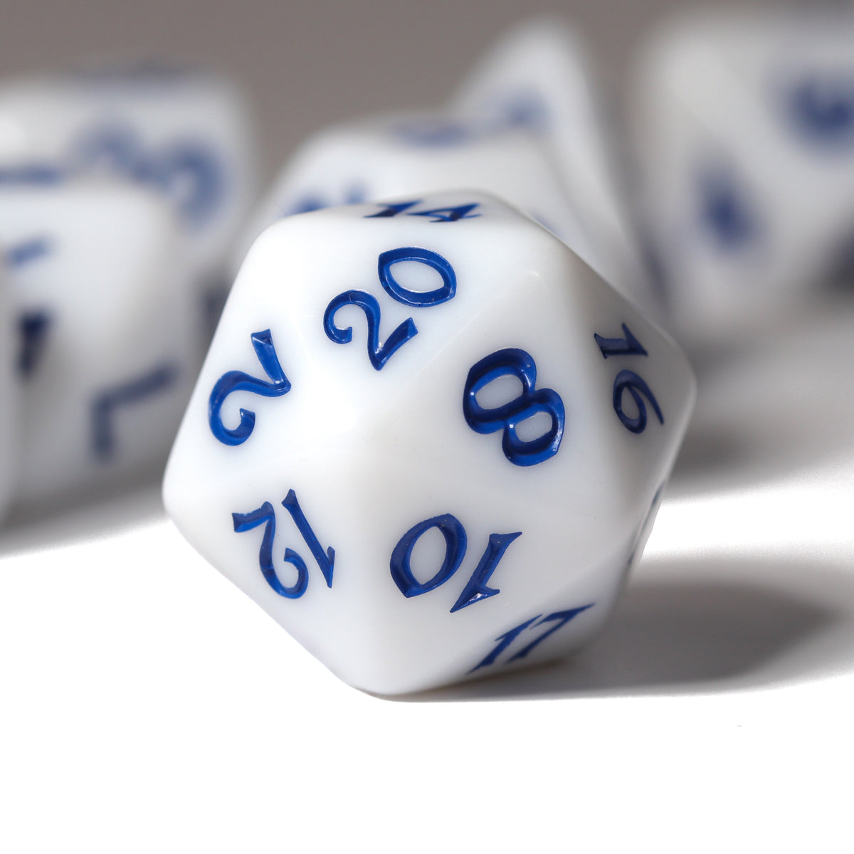 Lys Aspect Dice - Unexpectables x Die Hard Dice